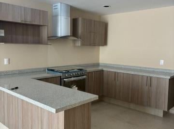 Departamento de 2 habitaciones, Corregidora · Departamento en Renta en Condesa Cimatario, Planta Baja con Terraza, 2 Recámaras y 2 Estacionamiento
