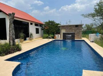 Quinta de 4 habitaciones, Allende · Quinta en Venta en La Joya Luxury Los Guzman Allende N. L
