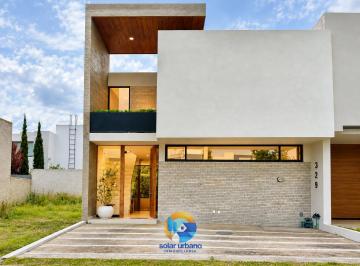 Casa en condominio de 4 habitaciones, Tlajomulco de Zúñiga · Casa en Venta Casa Fuerte Coto Baluarte