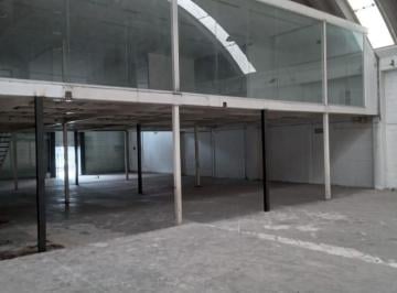Local comercial · 725m² · 4 Estacionamientos · Local en Renta en Av Revolución en Colonia San Pedro de Los Pinos - (4)