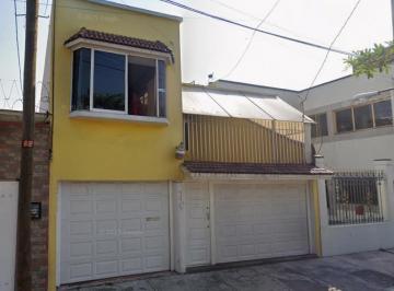 Casa de 3 habitaciones, Benito Juárez · ¡Gran Oportunidad! Casa de Remate en Martin Carrera