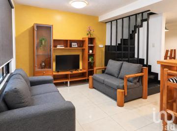 Casa · 250m² · 3 Recámaras · 2 Estacionamientos · Casa Amueblada en Villas de Atlixco; con Recámara en Planta Baja. a Una Cuadra de Atlixcáyotl