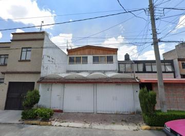 Casa de 4 habitaciones, Iztacalco · Casa de 199 m² de Terreno con 4 Recámaras en Venta en Reforma Iztaccihuatl Norte