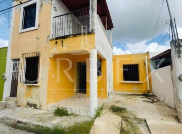 Casa · 126m² · 2 Recámaras · 1 Estacionamiento · ¡Oportunidad de Inversión en Campeche! Casa + Departamento en Presidentes de México