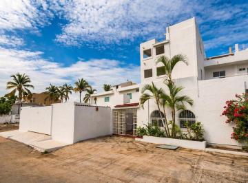 20b58cb4426d11939a5de86d2013479a70b9e36df2a0469504615869435bb6bc · Edificio en Venta en Las Brisas Manzanillo con 7 Bungalows, pie de Playa