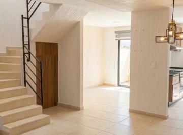Casa de 3 habitaciones, Querétaro · Renta Casa Ciudad Meseta Privada Alberca Gym Padel Asadores 3 Rec 3 Baños 2 Est Persianas