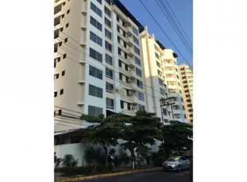 Apartamento de 2 habitaciones, Panamá · Centrico y Comodo Apartamento Amoblado en San Francisco