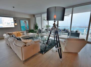 Apartamento de 3 habitaciones, Panamá · En Venta Comodo y Espacioso Apartamento en Torre Aqualina, Punta Pacifica.