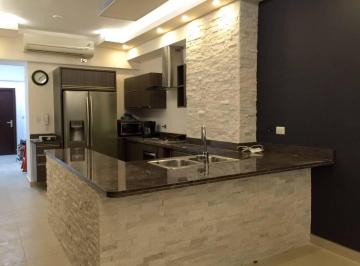 Apartamento de 2 habitaciones, Panamá · Apartamento en PH Rivage Tower, Av Balboa.