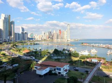 Apartamento de 3 habitaciones, Panamá · Amplio y Espacioso Apartamento en PH Yacht Club, Av Balboa.