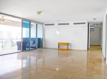 Apartamento de 3 habitaciones, Panamá · En Alquiler Hermoso y Amplio Apartamento Frente Al Mar, Punta Pacifica.
