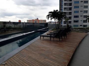 Apartamento de 3 habitaciones, Panamá · Venta/alquiler Apartamento de 178 m². en P. H. Yact Club Tower, Av Balboa.