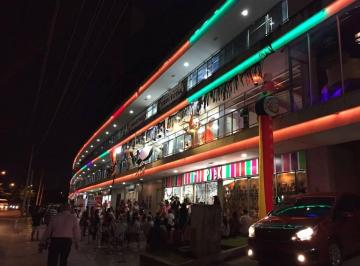 Local comercial , Panamá · Local Comercial - Obarrio Via España - Pb: Plaza Comercial - Local 100 m²