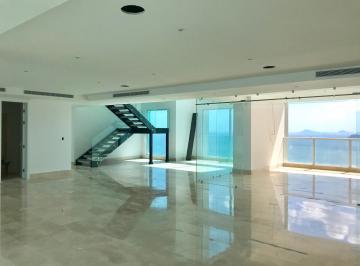 Apartamento · 575m² · 4 Recámaras · 4 Estacionamientos · Q Tower / Penthouse / Punta Pacifica