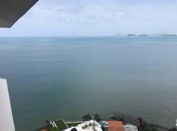 Apartamento de 3 habitaciones, Panamá · Venta Vista Frente Al Mar con Efecto Wow!