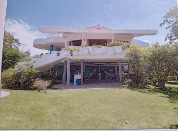 Terreno / Lote · 389m² · 6 Recámaras · 4 Estacionamientos · Vendo Casa de Playa 2 Nivles en Nueva Gorgona