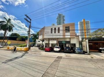 Edificio de 6 habitaciones, Panamá · Plaza Comercial Calle 75