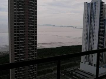 Apartamento de 3 habitaciones, Panamá · Remate! Ganga! por Viaje de 3 Recamaras con Vista Al Mar en Costa del Este