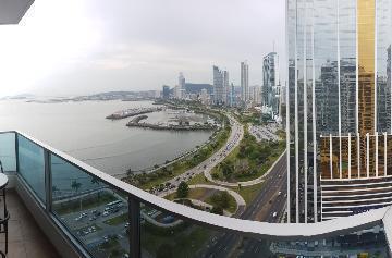 Apartamento de 1 habitación, Panamá · Apartamento Amoblado en Bayfront Frente Al Mar. Av Balboa