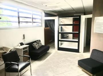Local comercial de 3 habitaciones, Panamá · Mezanine Frente a Calle 50