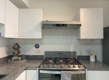 Apartamento · 58m² · 2 Recámaras · 1 Estacionamientos · Vendo Apartamento en Panamá Viejo