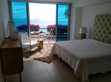 Apartamento · 110m² · 2 Recámaras · 2 Estacionamientos · Sea Confiable Alquila Edif Naos en Amador, Amoblado Vista Al Canal