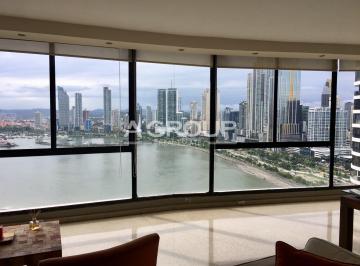 Apartamento · 250m² · 3 Recámaras · 2 Estacionamientos · Se Vende Apartamento en PH Mar de Plata - Punta Paitilla