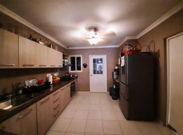 Casa de 3 habitaciones, Panamá · Casa de 3 Recamaras Mas Den Mas Servicio en Quintas de Versalles