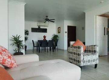 Apartamento · 167m² · 3 Recámaras · 2 Estacionamientos · Alquiler de Apartamento en PH Mystic Point, Punta Pacifica