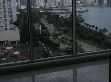 Oficina comercial de 3 habitaciones, Panamá · Oficina a Estrenar con Divisiones en Av Balboa