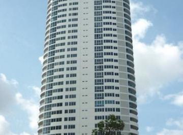 Apartamento · 215m² · 3 Recámaras · 2 Estacionamientos · Sea Confiable Vende Lujoso Apartamento en PH Joy San Francisco