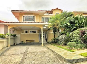 Casa de 4 habitaciones, Panamá · Venta Duplex en El Avance
