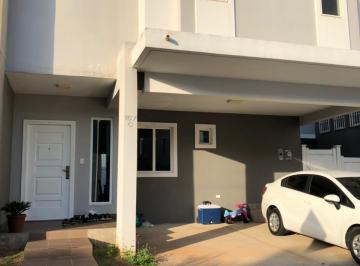 Casa de 3 habitaciones, San Miguelito · Venta de Casa en PH Augusta