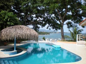 Casa de 5 habitaciones, San Carlos · Beachfront Villa At Punta Barco