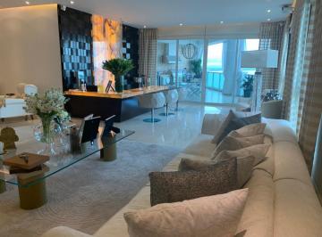 Apartamento · 525m² · 4 Recámaras · 3 Estacionamientos · PH Venetian / Punta Pacifica / Venta