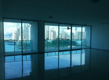Apartamento de 3 habitaciones, Panamá · Apartamento Frente Al Mar de 3 Recamaras en Punta Pacifica