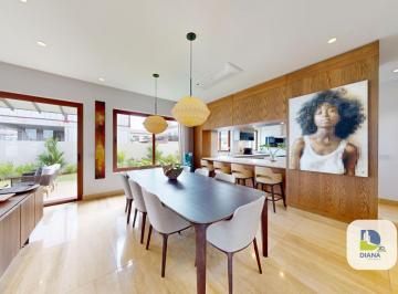 Casa · 399m² · 3 Recámaras · 2 Estacionamientos · Venta de Casa en Santa María