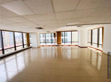 Oficina comercial · 205m² · 4 Estacionamientos · Alquiler: Oficinas en Edificio Vallarino, Calle 50