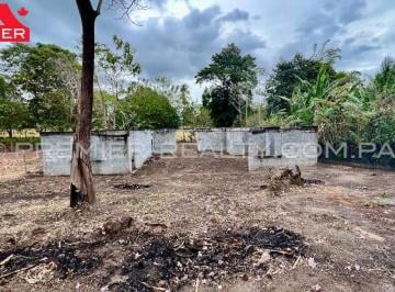 Casa de 3 habitaciones, Chame · Proyecto de Casa en Las Lajas C