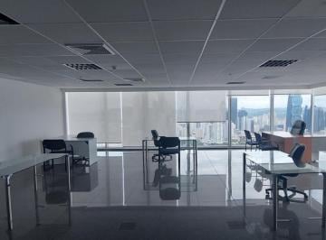 Oficina comercial de 5 habitaciones, Panamá · Oficina Terminada con Divisiones y Semiamoblada en Torre Oceania Punta Pacifica