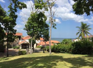 Casa de 5 habitaciones, San Carlos · Beachfront Villa At Punta Barco