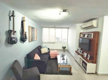 Apartamento · 105m² · 3 Recámaras · 1 Estacionamientos · Sea Confiable Vende Apartamento en PH Victoria Hills en Hato Pintado