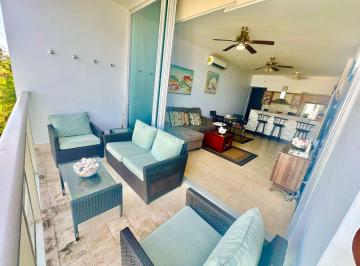 Apartamento de 2 habitaciones, San Carlos · Apt de Lujo en Riomar - 2 Recamaras 2 Baños