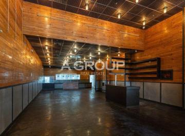 Local comercial · 303m² · 6 Estacionamientos · Pwc - Obarrio - Se Alquila Local Comercial