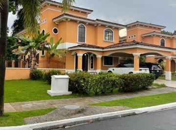 Casa de 3 habitaciones, Panamá · Vendo / Alquilo Casa en Clayton Village