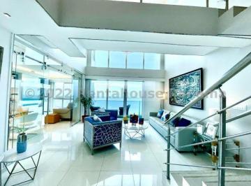 Apartamento de 3 habitaciones, Panamá · Dnr25 - 4329 Impecable Apartamento en Venta Duplex con Vista Al Mar