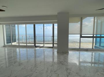 Apartamento · 293m² · 3 Recámaras · 2 Estacionamientos · Se Vende Apartamento en P. H. Regalia, Costa del Este