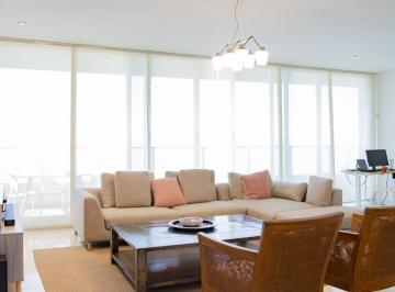 Apartamento · 312m² · 3 Recámaras · 3 Estacionamientos · Venta de Apartamento en Costa del Este, PH Altamar del Este