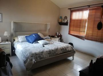 Casa de 3 habitaciones, Panamá · Se Vende Casa en Urbanización Cerrada. Castel Novo. Negociable.