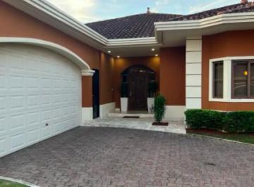 Casa de 4 habitaciones, Panamá · Costa Sur, Sunset Coast 760 m² 4 Rec L/b a Solo $3,890